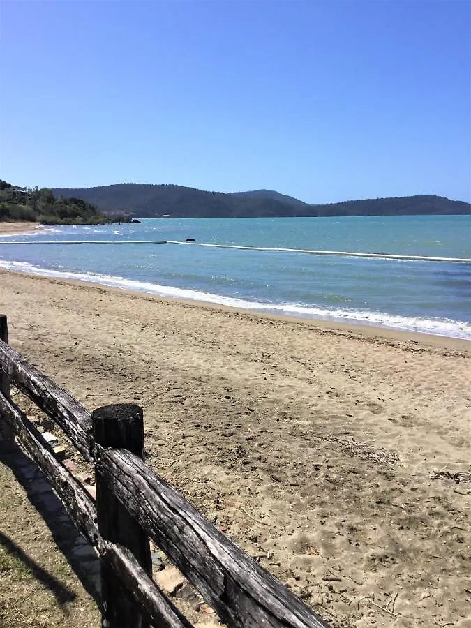 Aparthotel Whitsunday Waterfront Apartments Airlie Beach