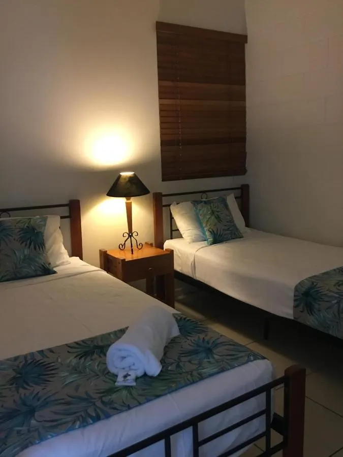 Aparthotel Whitsunday Waterfront Apartments Airlie Beach