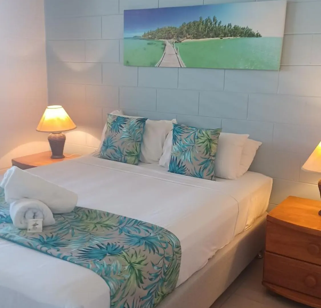 Whitsunday Waterfront Apartments Airlie Beach