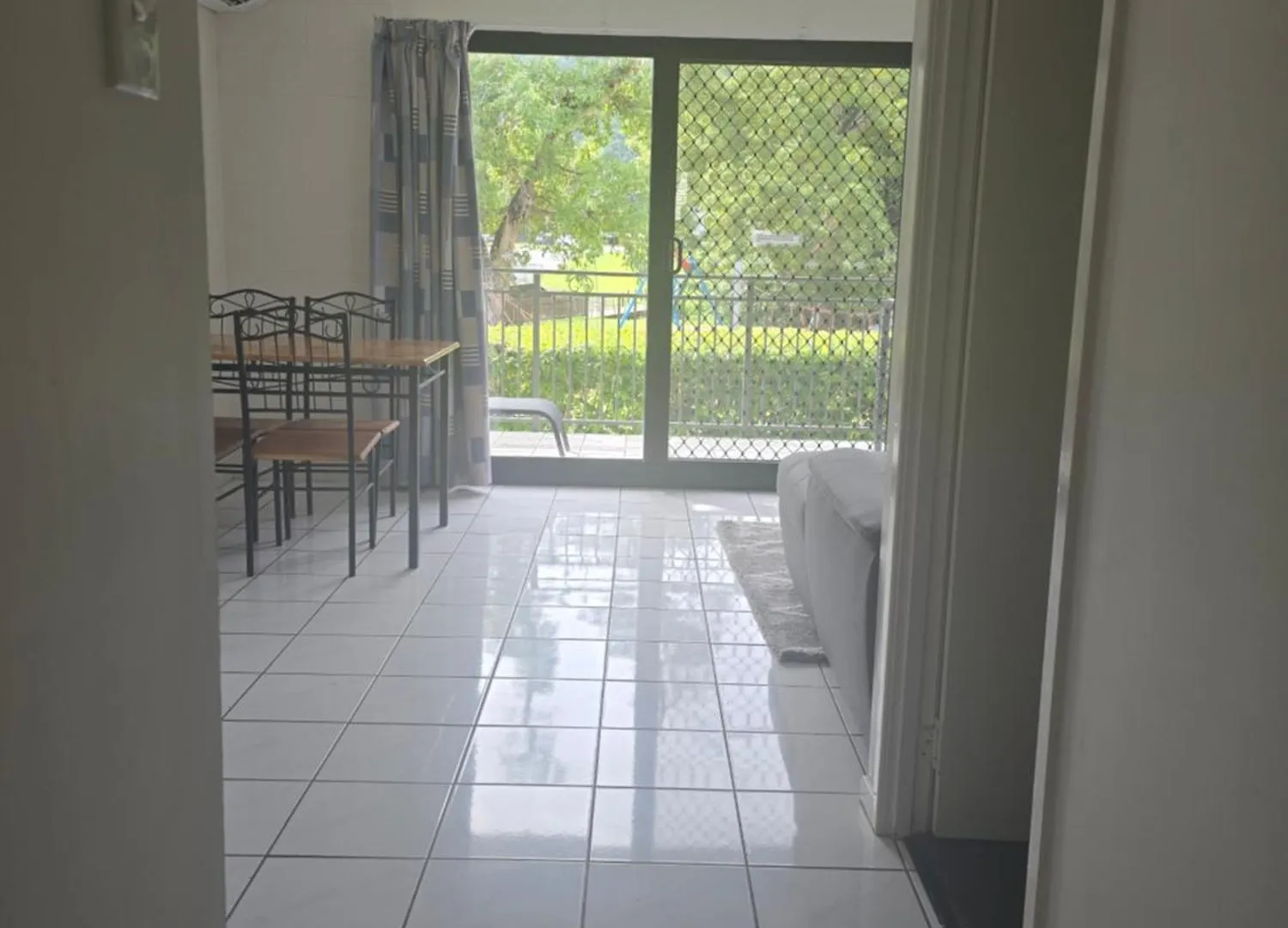 Whitsunday Waterfront Apartments Airlie Beach Aparthotel