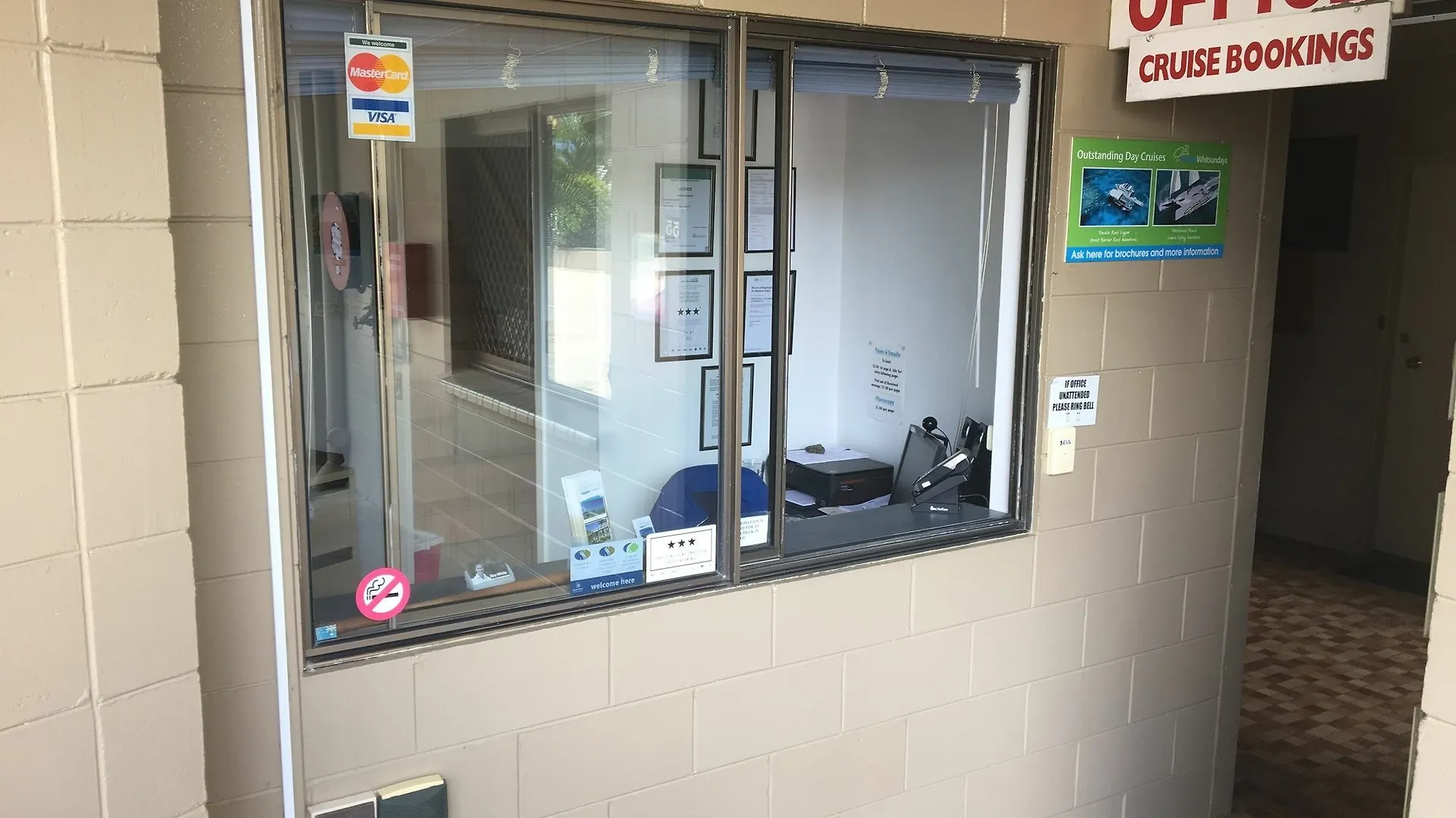 Whitsunday Waterfront Apartments Airlie Beach Aparthotel