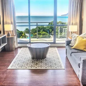 cairns-plaza.cairnshotels4all.com/