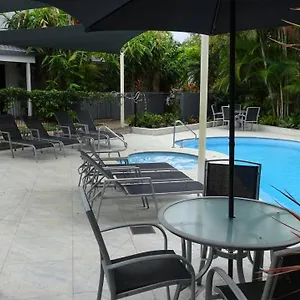 noosa-gardens-riverside-resort.hotelssunshinecoast.net/