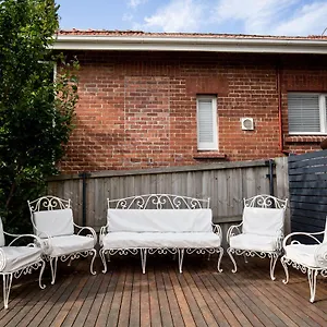 montacute-boutique-bunkhouse.top-hotels-hobart.com/