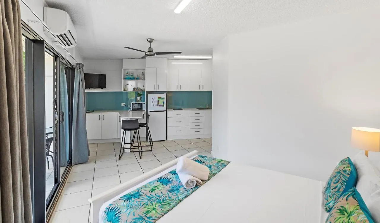 Whitsunday Waterfront Apartments Airlie Beach 3*,  Australia