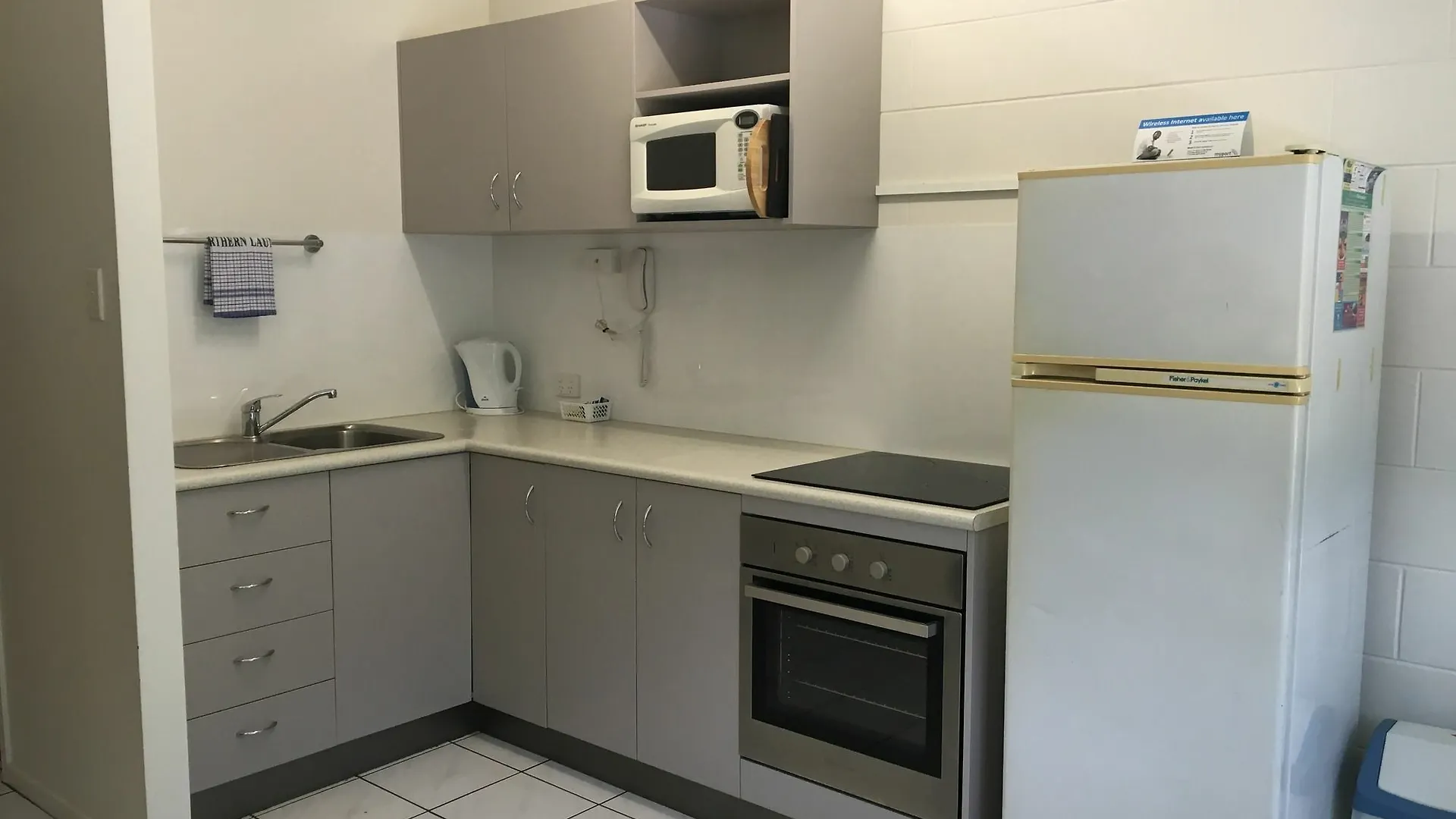 Aparthotel Whitsunday Waterfront Apartments Airlie Beach
